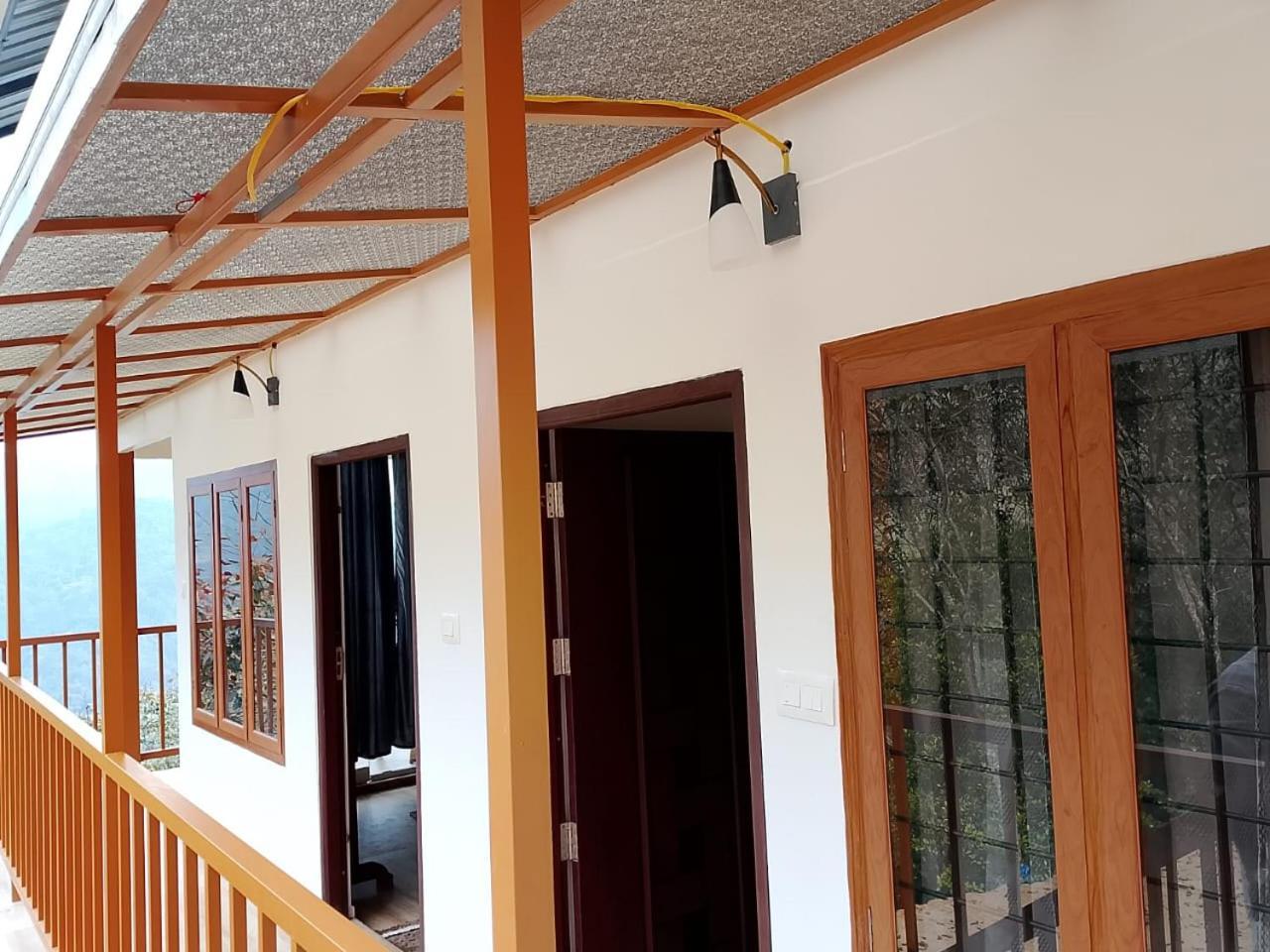 Cloudscape Homestay Pīrmed Kültér fotó