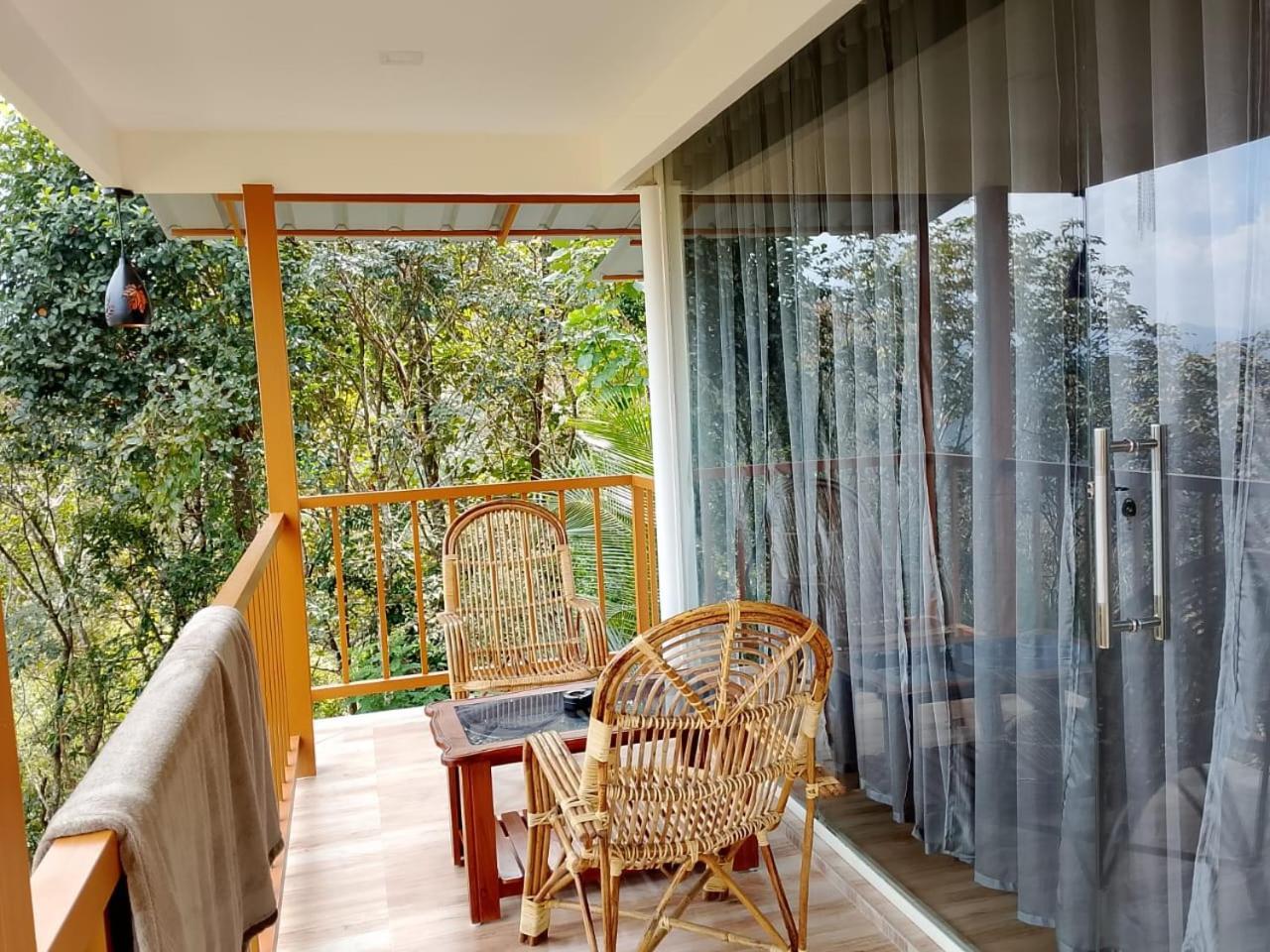 Cloudscape Homestay Pīrmed Kültér fotó